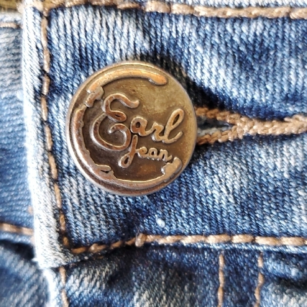 Earl Jeans Blue Denim Shorts with White Accents - Picture 5 of 11